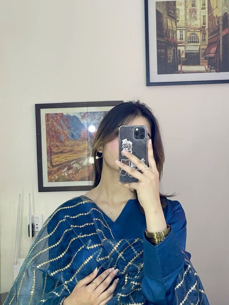 Famous Girls Dp Famous Girls Dp