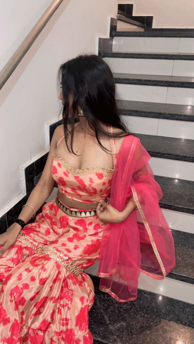 Indian Fashion Girls Dp Indian Fashion Girls Dp