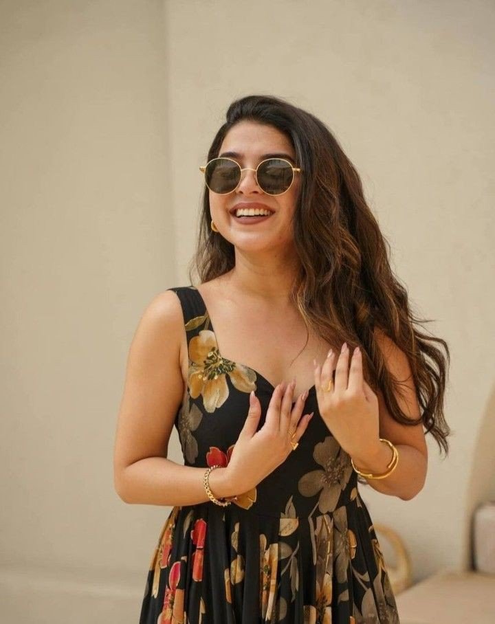 Love Attitude Girls Dp Love Attitude Girls Dp
