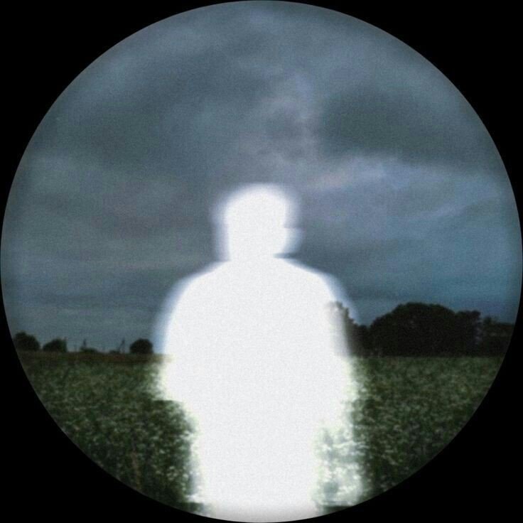 aesthetic pfp emo girl