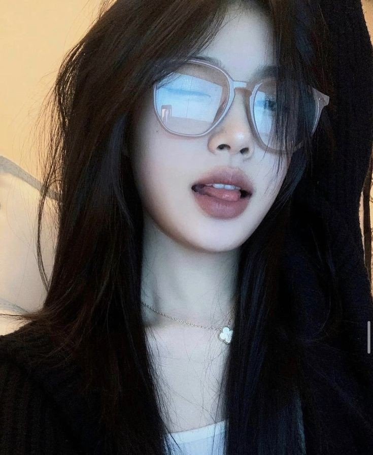 alone korean girl pic alone korean girl pic