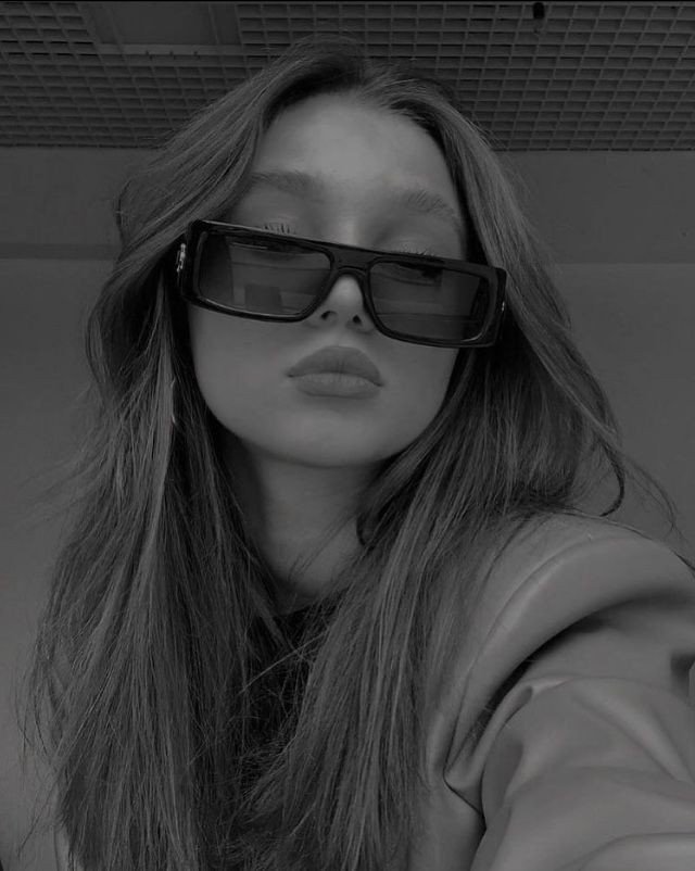 anime girl black pfp