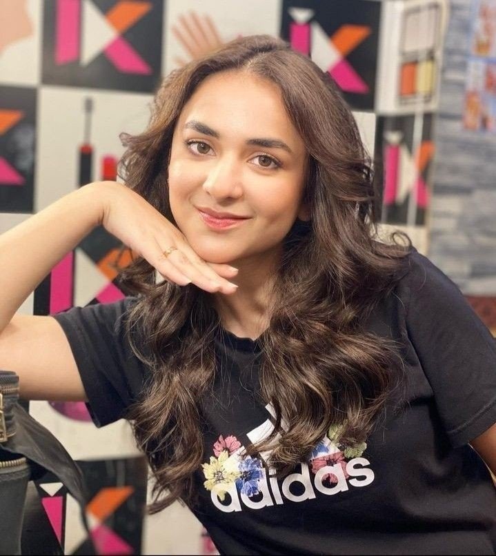 ladki ki dp attitude wali ladki ki dp attitude wali