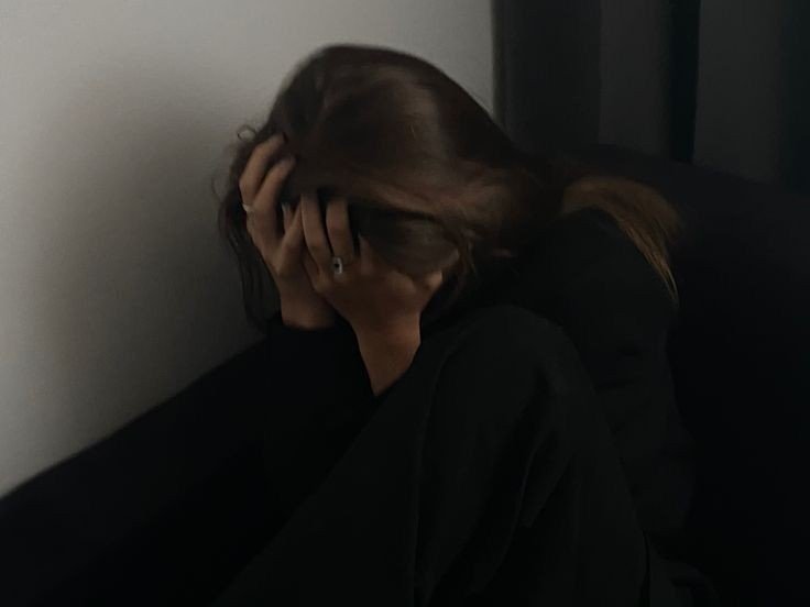sad dp girl alone shayari sad dp girl alone shayari