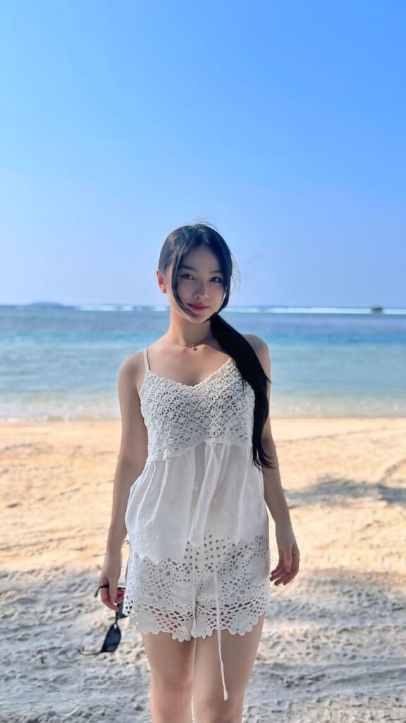 [1099+] Cute Simple Girl Pic, Dp, Images, Photos, Pictures & Wallpapers ...
