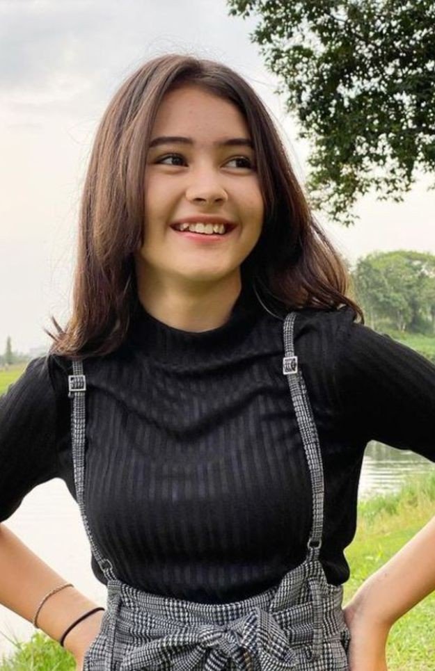 single girl dp beautiful