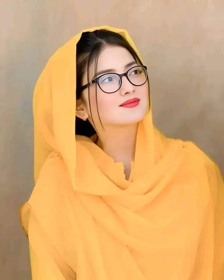 single girl dp cartoon for instagram in english